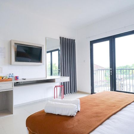 Urbanview Pecatu Residence Bali By Reddoorz Ungasan Zewnętrze zdjęcie